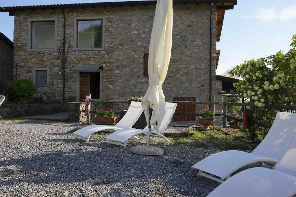 Villa Podere Bassi Licciana Nardi 0*,